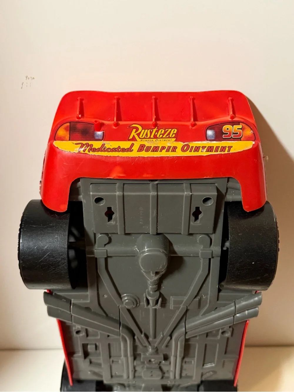 Disney Pixar Cars Lightning McQueen Toy Car Expressions Bar - Eye Movement 14 in
